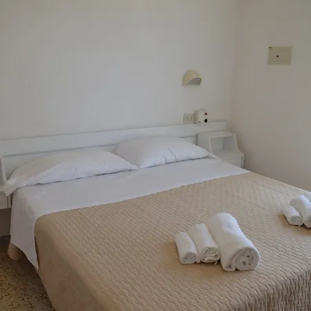Hotel Urania Fogliano Marina