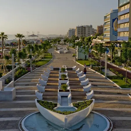 Hotel Urania